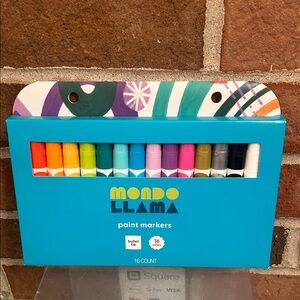 Colorful Mondo Llama Paint Markers Set